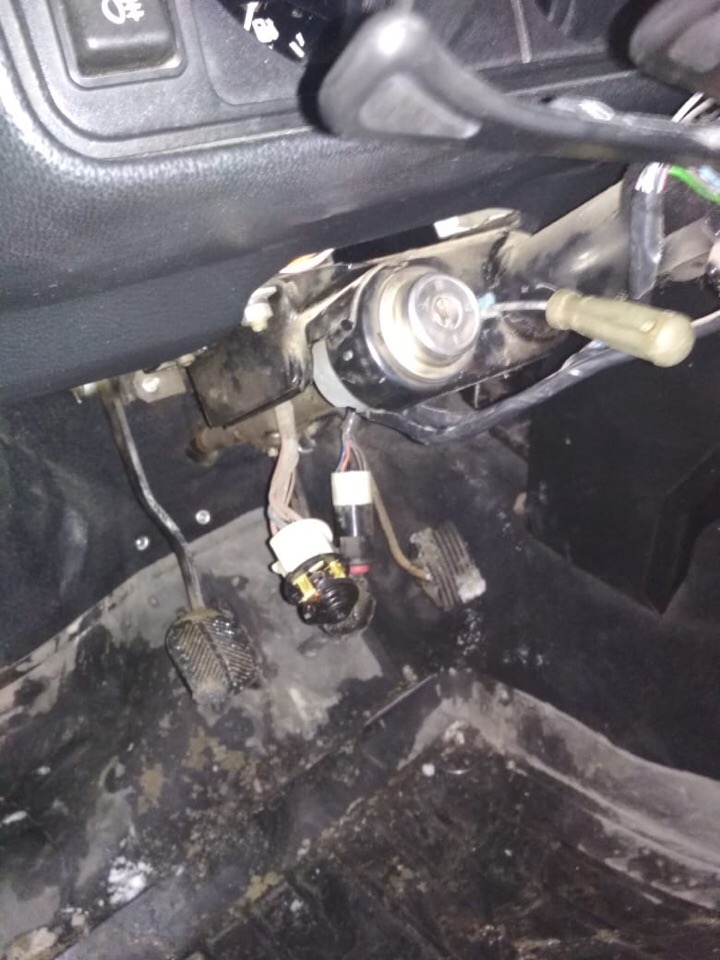 В Омске поймали серийного несовершеннолетнего угонщика В Омске поймали серийного несовершеннолетнего угонщика