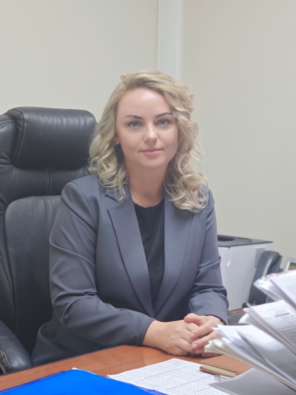 Очаровательная блондинка назначена на высокую должность в омской мэрии Очаровательная блондинка назначена на высокую должность в омской мэрии