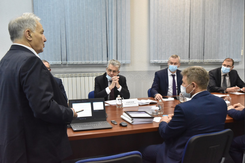 Губернатор Новосибирской области и президент РАН ознакомились с реализацией проектов-«стомиллионников»