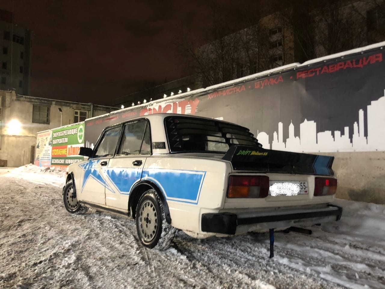 «Найдите меня в гараже» – в Омске в автомобиле нашли тело молодого автогонщика «Найдите меня в гараже» – в Омске в автомобиле нашли тело молодого автогонщика