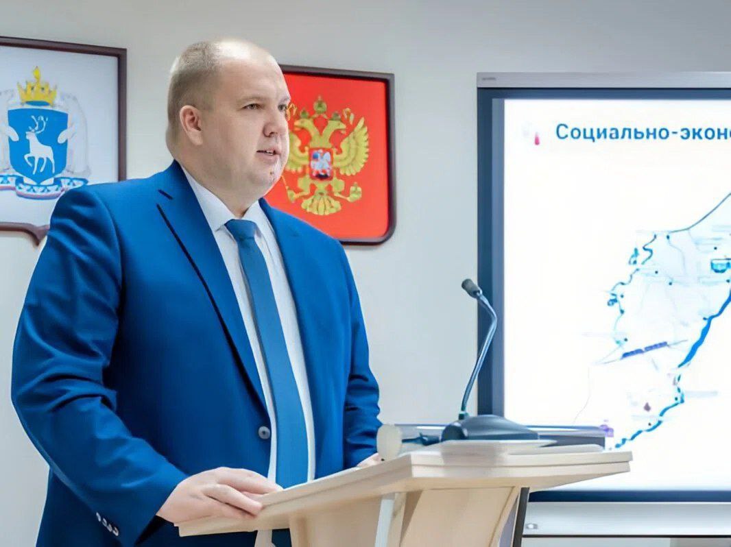 Выпускник юрфака ОмГУ стал главой Ямальского района Выпускник юрфака ОмГУ стал главой Ямальского района