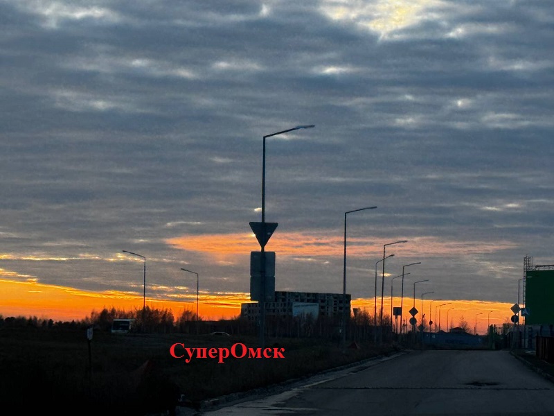 В омском небе засняли странное явление В омском небе засняли странное явление