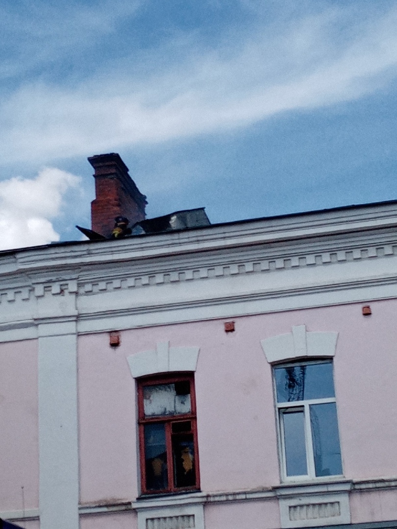 Соцсети: в Омске горит госпиталь ветеранов войн, переделанный под лечение коронавируса