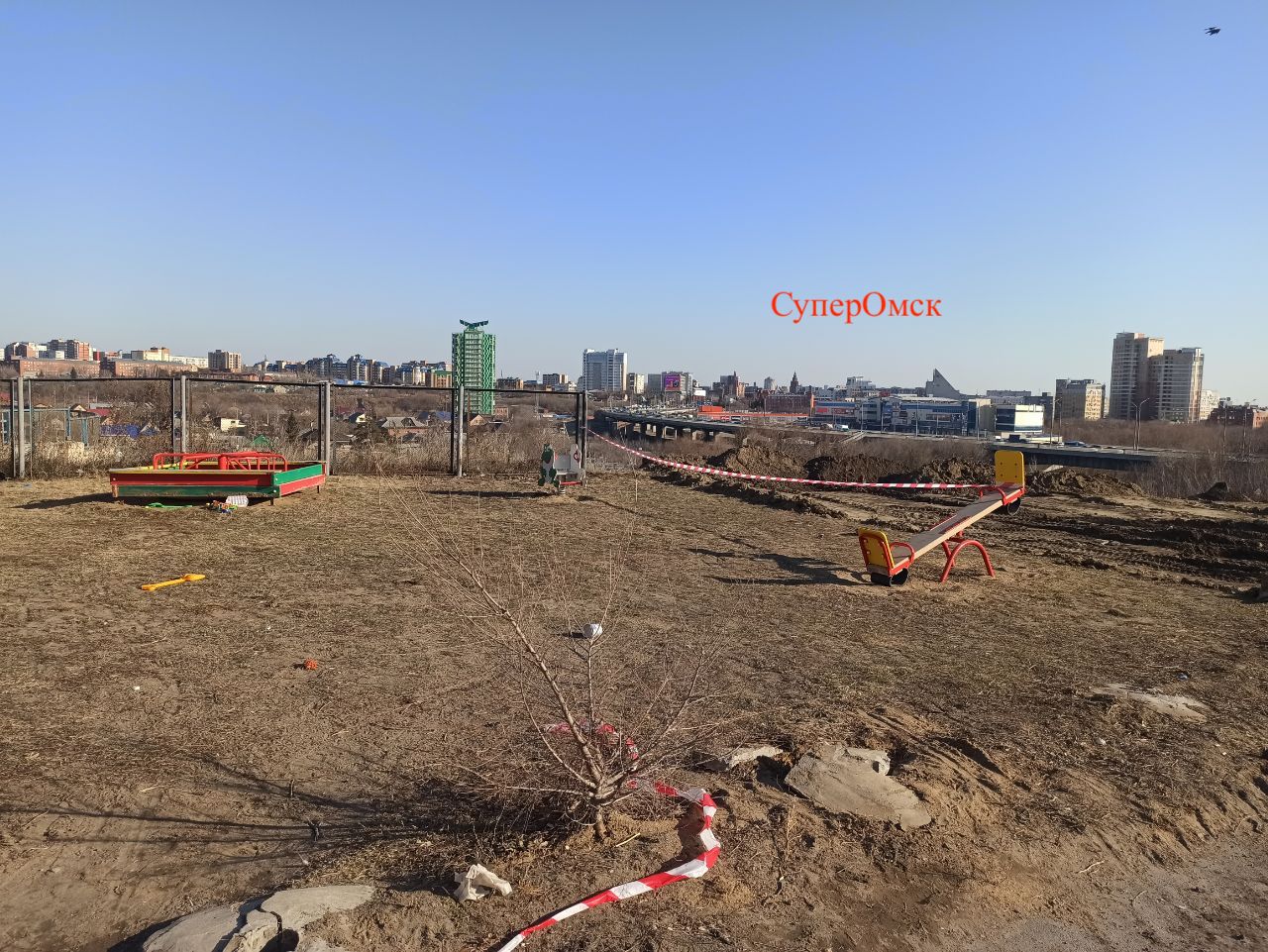 Начало работ у Фрунзенского моста в Омске назвали облагораживанием Начало работ у Фрунзенского моста в Омске назвали облагораживанием