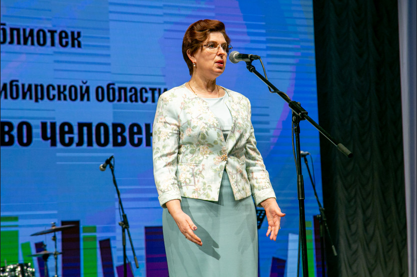«Книголет» и «Яблочные полки»: библиотекарей Новосибирской области наградили за яркие проекты «Книголет» и «Яблочные полки»: библиотекарей Новосибирской области наградили за яркие проекты