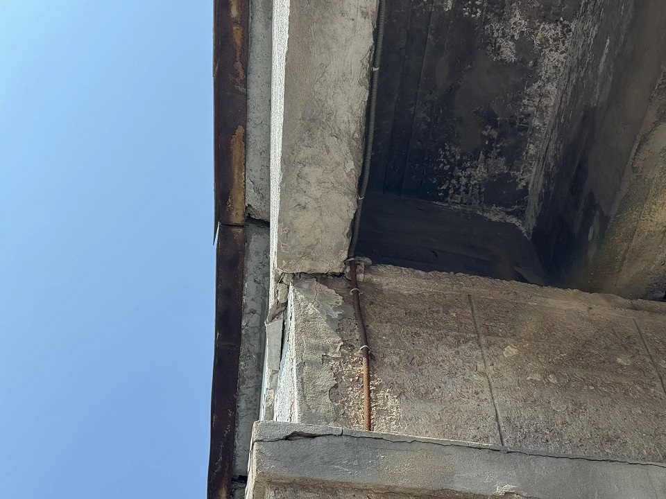 На Комсомольском мосту в Омске заметили разрушения На Комсомольском мосту в Омске заметили разрушения