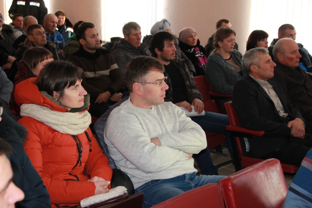 Максимовцы живут и работают на благо села Максимовцы живут и работают на благо села