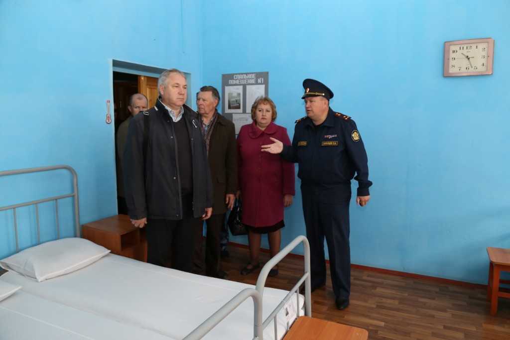 Репортаж из женской тюрьмы: «50 оттенков персикового», кролики и солистки ансамбля «Ромэн» Репортаж из женской тюрьмы: «50 оттенков персикового», кролики и солистки ансамбля «Ромэн»