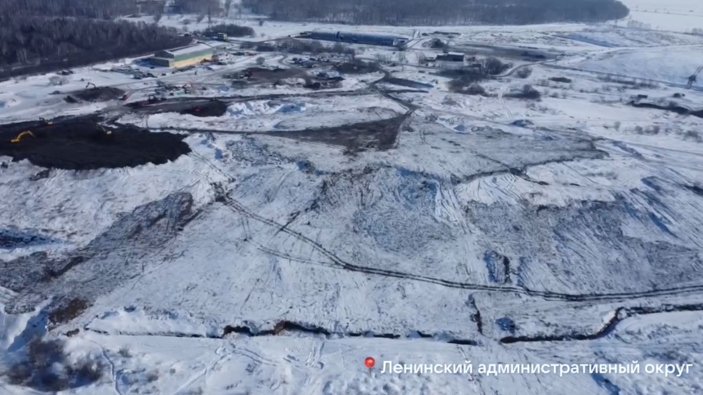 Мэр Омска Шелест показал свалки, куда зарывают 8 миллиардов рублей Мэр Омска Шелест показал свалки, куда зарывают 8 миллиардов рублей