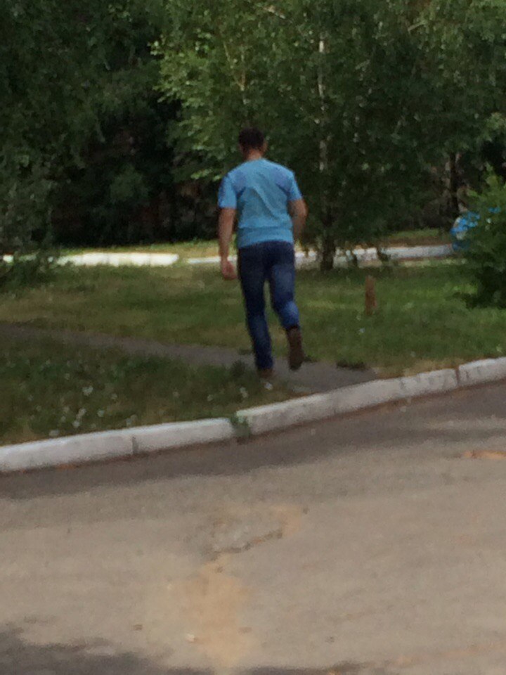 В Омске студентка ищет напавшего на нее извращенца через соцсети В Омске студентка ищет напавшего на нее извращенца через соцсети