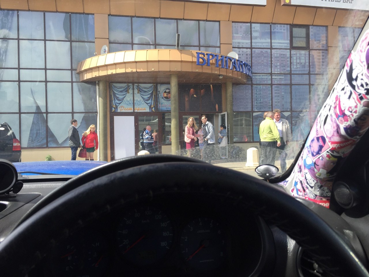 В омском торговом центре «Миллениум» вспыхнул пожар - ФОТО
