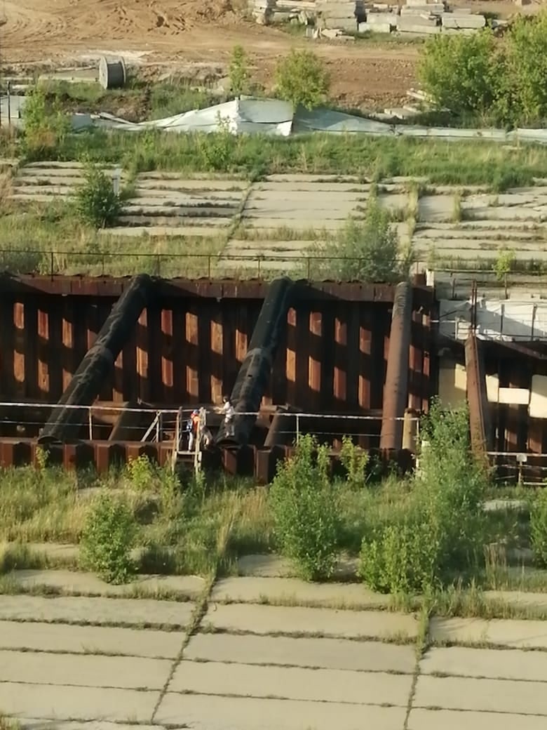 В Омске дети во время особого режима самоизоляции залезли в шахту метро – соцсети В Омске дети во время особого режима самоизоляции залезли в шахту метро – соцсети