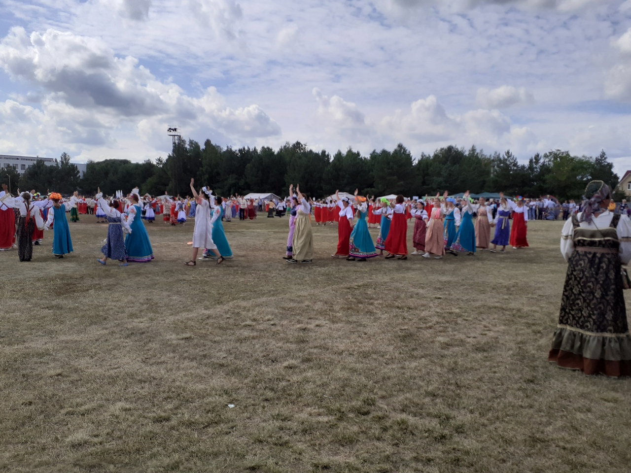 «Здесь живут самые лучшие люди»: в горсовете поздравили с юбилеем жителей Омского района - фото «Здесь живут самые лучшие люди»: в горсовете поздравили с юбилеем жителей Омского района - фото