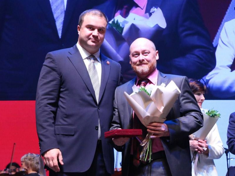 Кого из омских медиков наградили накануне профессионального праздника – список Кого из омских медиков наградили накануне профессионального праздника – список