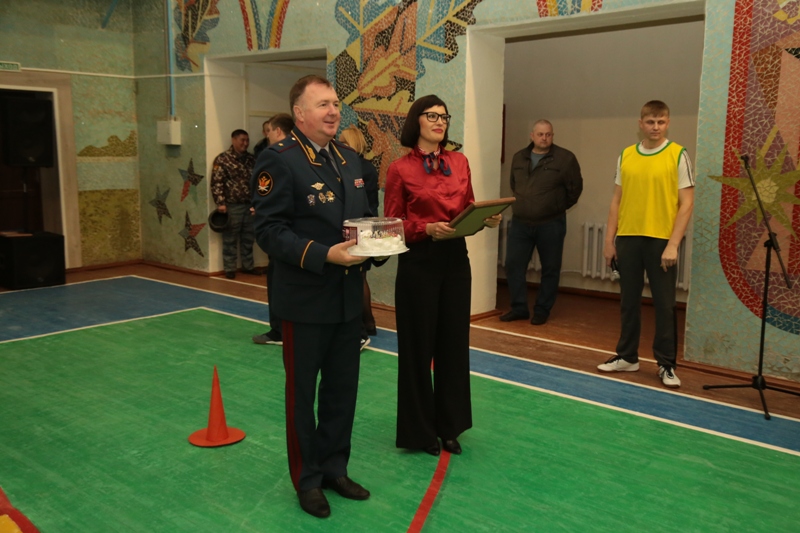 Омский УФСИН vs Советский суд: кто сильнее, выше и быстрее Омский УФСИН vs Советский суд: кто сильнее, выше и быстрее