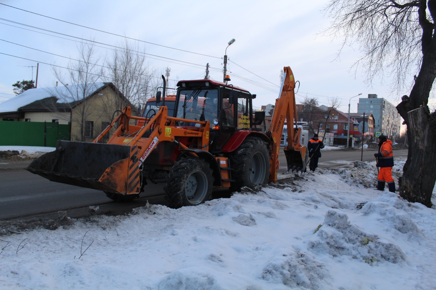 Председатель Омского горсовета проконтролировал вывоз снега из частного сектора Ленинского округа Председатель Омского горсовета проконтролировал вывоз снега из частного сектора Ленинского округа