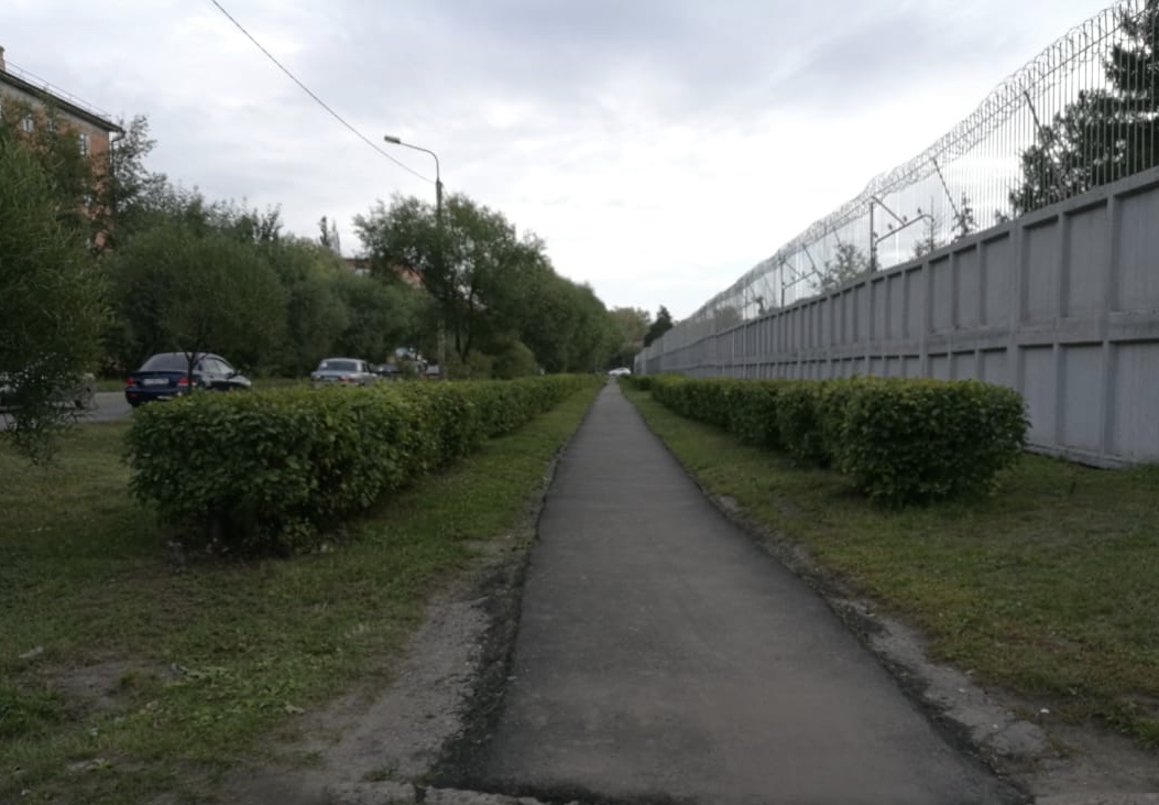 Рядом с научно-производственным центром «Прогресс» проложили тротуар Рядом с научно-производственным центром «Прогресс» проложили тротуар