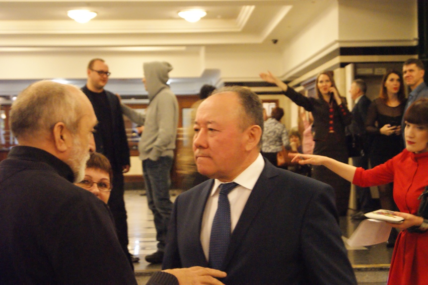 Народные герои: как премия «12 канала» собрала вместе чиновников, депутатов, спортсменов и простых омичей - фоторепортаж Народные герои: как премия «12 канала» собрала вместе чиновников, депутатов, спортсменов и простых омичей - фоторепортаж