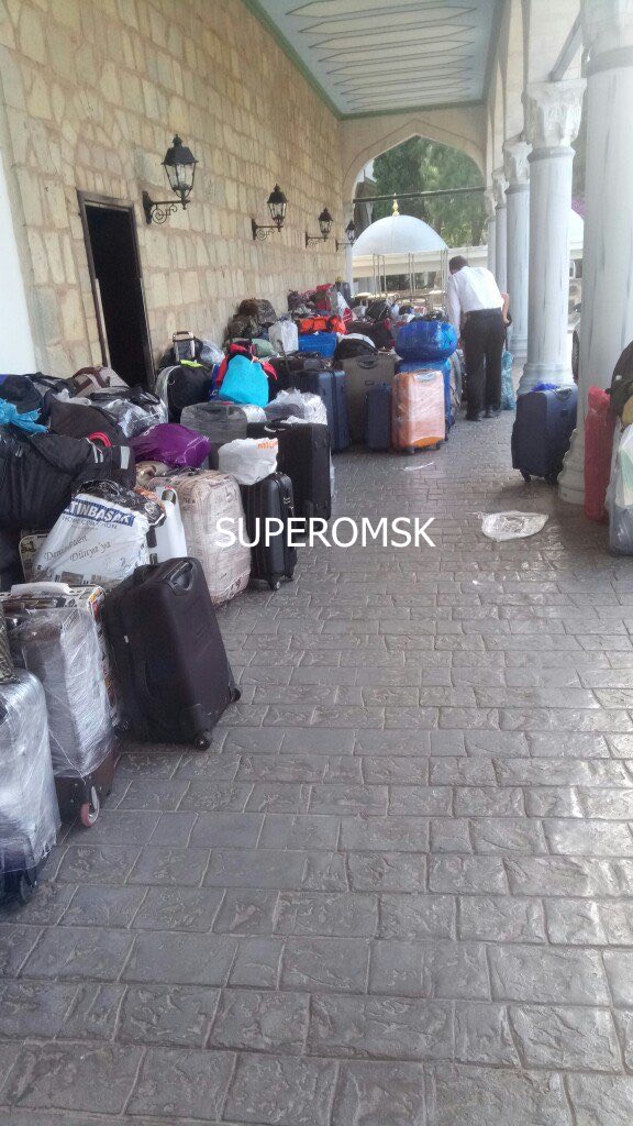 Около 200 омских туристов расселили в гостиницы из-за невозможности покинуть Турцию Около 200 омских туристов расселили в гостиницы из-за невозможности покинуть Турцию