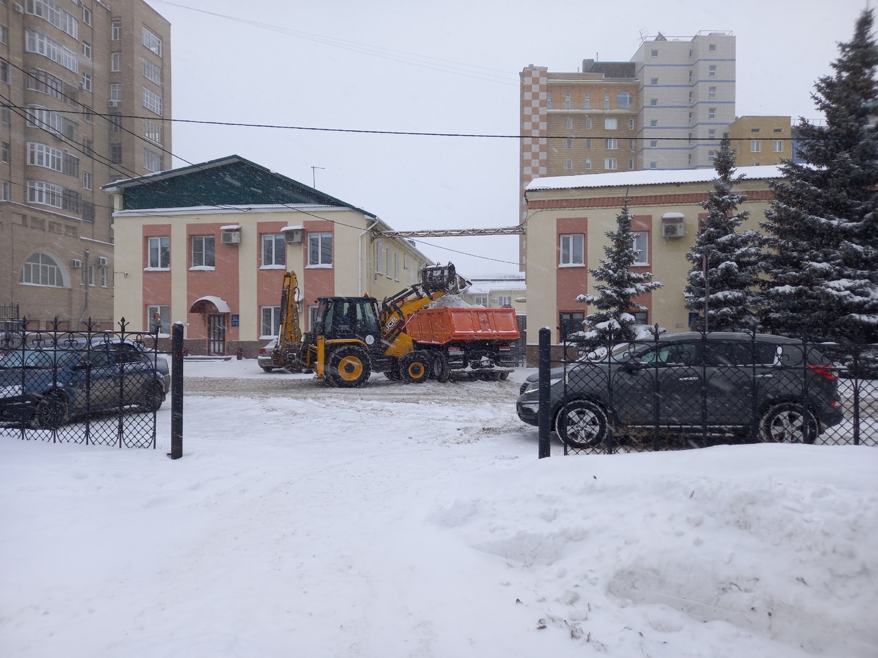 Омск накрыла снежная вьюга Омск накрыла снежная вьюга