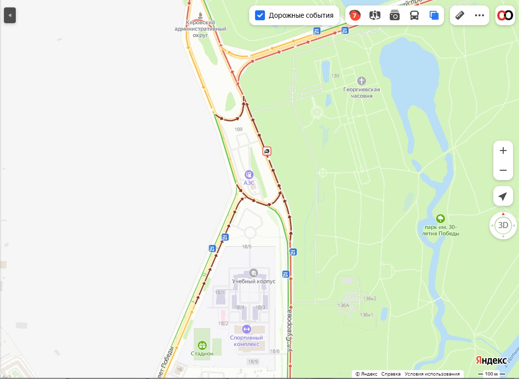 Омск в снегопад погрузился в пробки