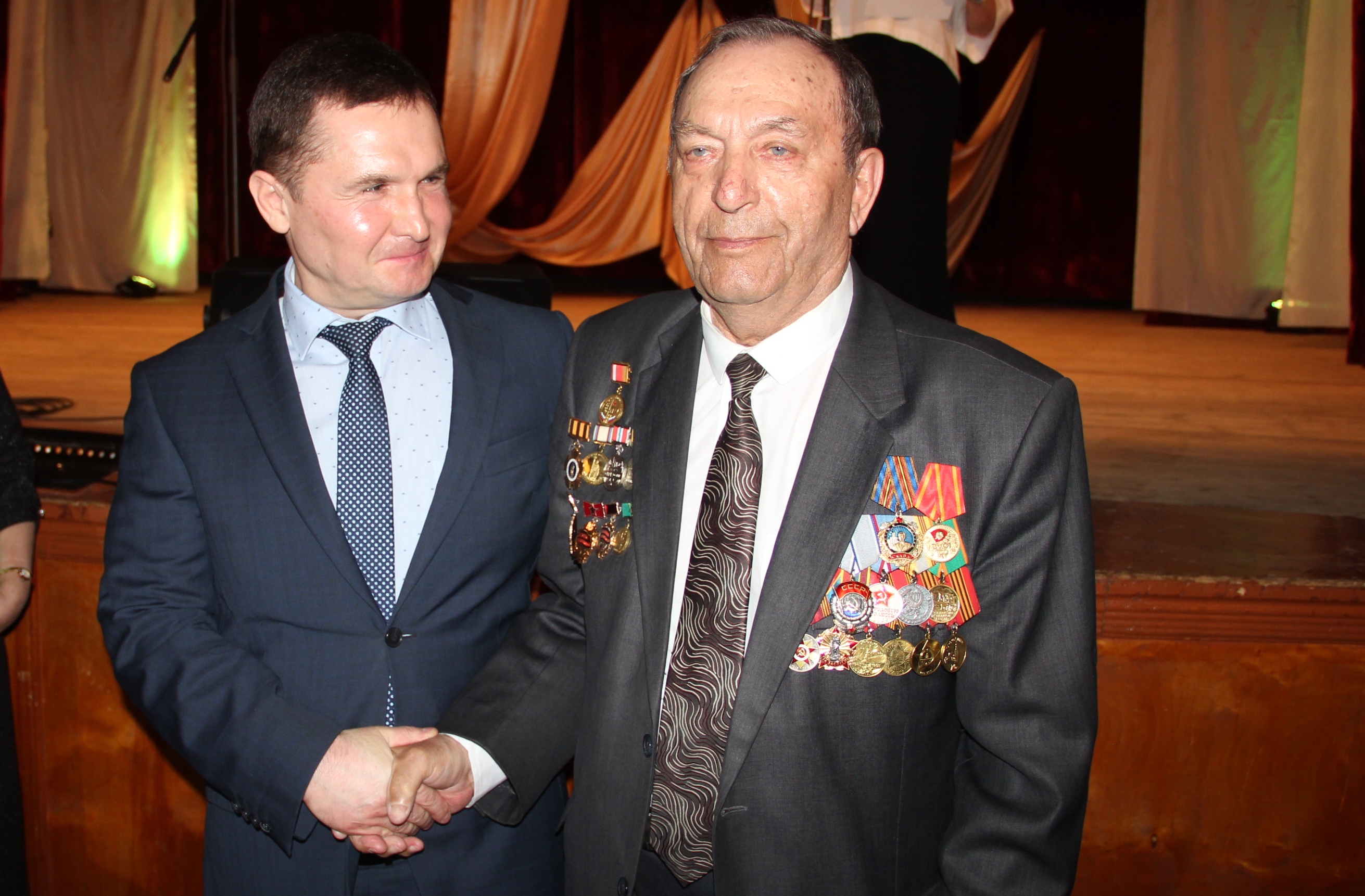 Фонд Манякина поздравил ветеранов-целинников с юбилейной датой