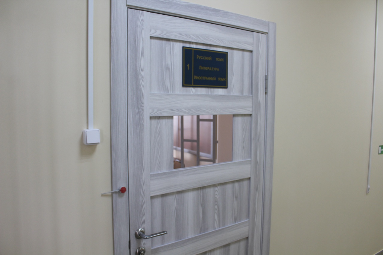 Для любителей плохо учиться показали классы в омской тюрьме Для любителей плохо учиться показали классы в омской тюрьме