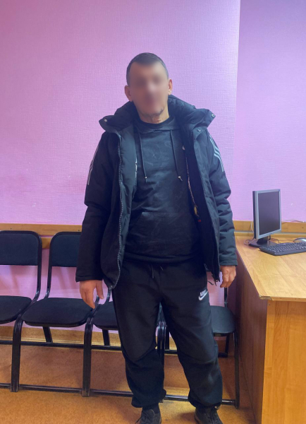 Давний знакомый ограбил омичку после отказа остаться на ночь Давний знакомый ограбил омичку после отказа остаться на ночь