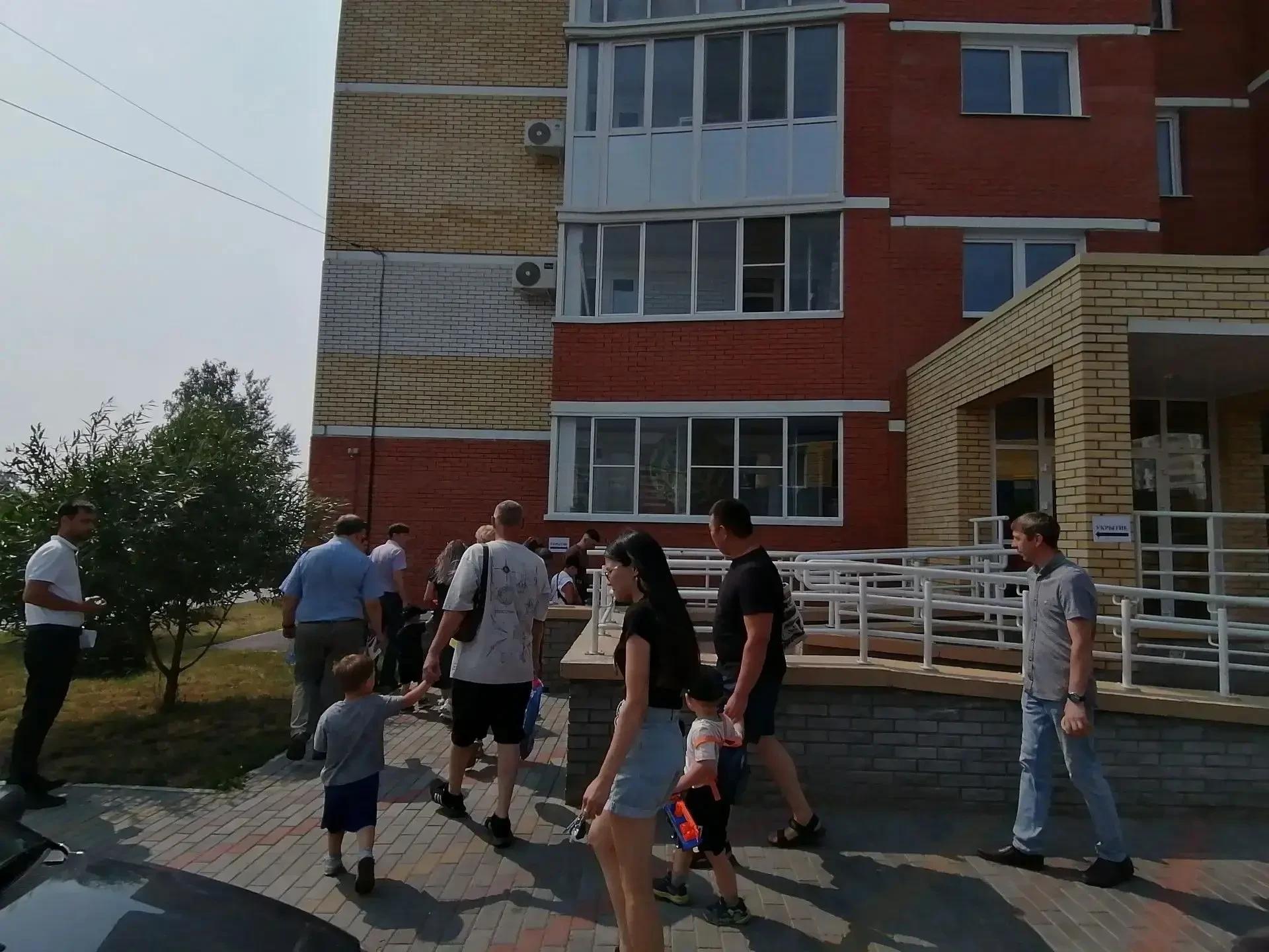 Без паники, но с готовностью: в Омске оттачивают мастерство спасения людей в условиях городской среды Без паники, но с готовностью: в Омске оттачивают мастерство спасения людей в условиях городской среды