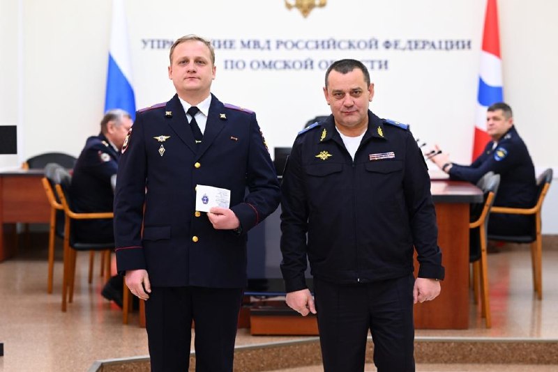 Глава омской полиции поздравил с праздником криминалистов Глава омской полиции поздравил с праздником криминалистов
