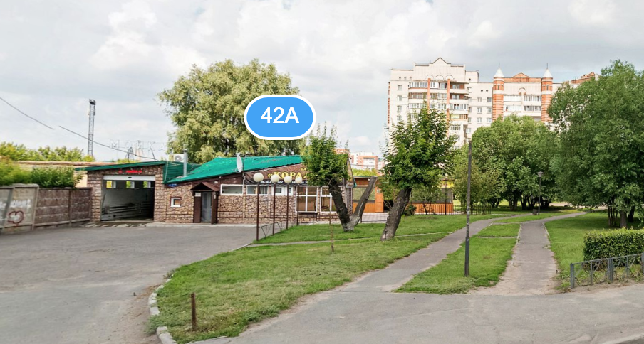 Омского предпринимателя обязали освободить территорию Юбилейного сквера Омского предпринимателя обязали освободить территорию Юбилейного сквера