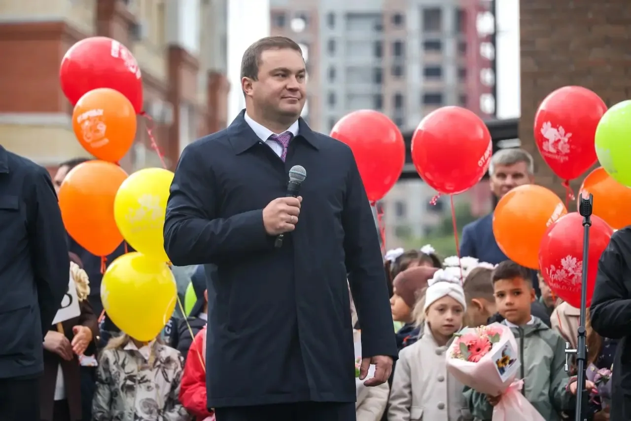 Валентина Матвиенко и губернатор Хоценко открыли новую школу № 155 в Омске в День знаний