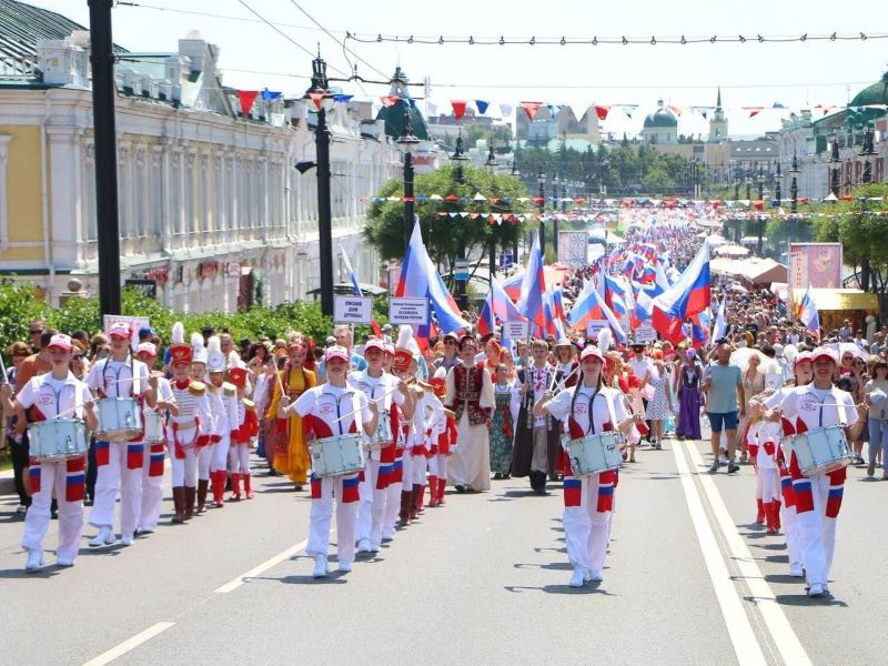 Губернатор Хоценко открыл форум «Россия – это мы!» в Омске