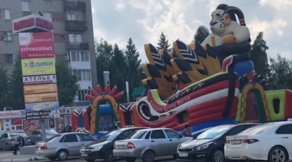 Омским батутом, который сдули вместе с детьми, заинтересовался Следственный комитет Омским батутом, который сдули вместе с детьми, заинтересовался Следственный комитет