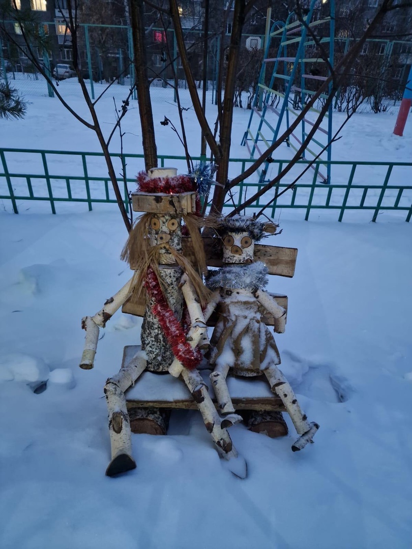 В Ленинском округе Омска выбрали самую стильную елку В Ленинском округе Омска выбрали самую стильную елку