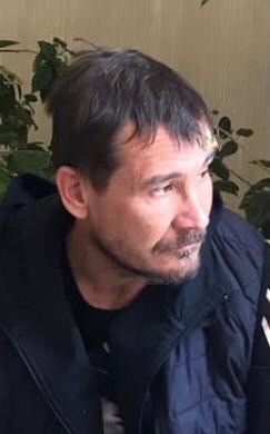 В Омске ищут мужчину в темном В Омске ищут мужчину в темном