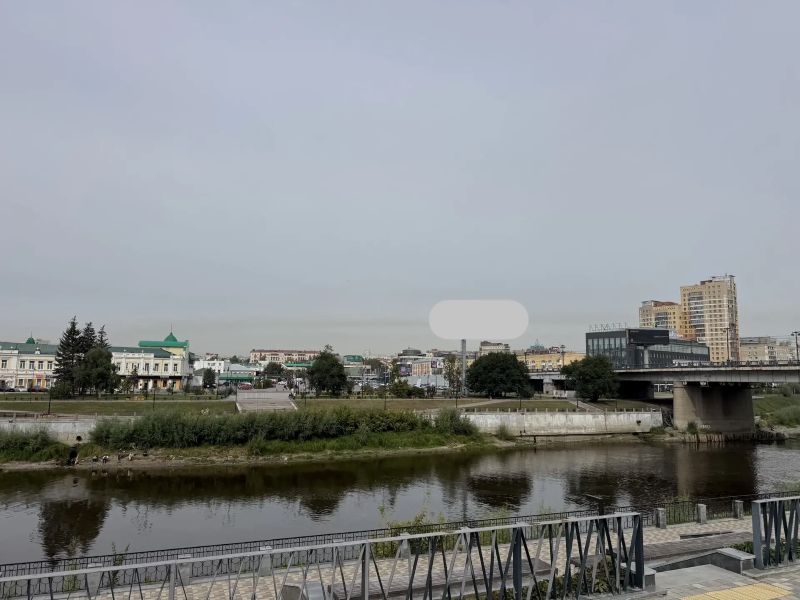Омск утонул в плотной дымке из-за полного штиля
