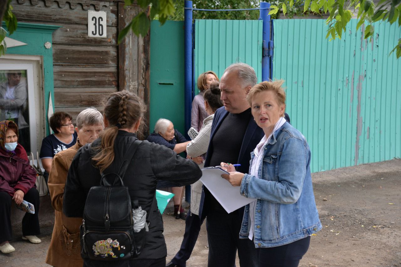 Тысячи омичей рекомендуют единороссам территории для благоустройства по «Народной программе» Тысячи омичей рекомендуют единороссам территории для благоустройства по «Народной программе»