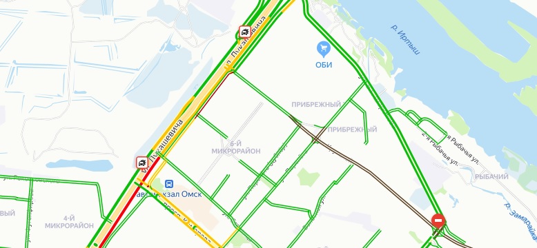 На омском мосту из-за массовой аварии скопилась крупная пробка На омском мосту из-за массовой аварии скопилась крупная пробка