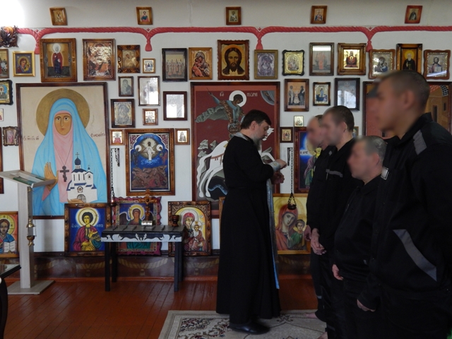 УФСИН показало авторскую школу зэков-иконописцев