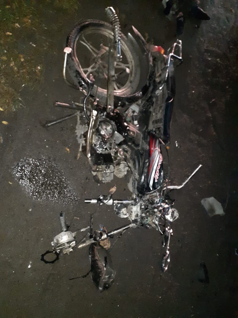 В Омске под колесами автомобиля погиб байкер