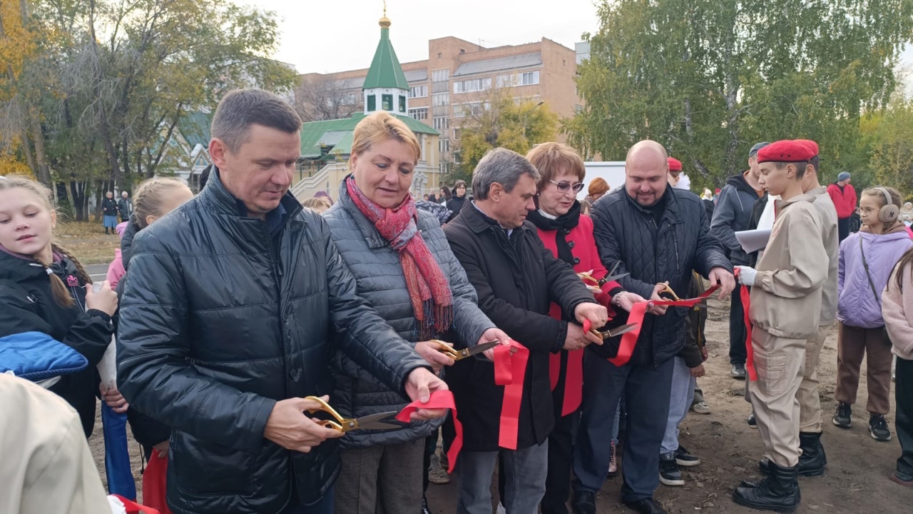 В Омске прошел первый этап благоустройства стадиона «Текстильщик» В Омске прошел первый этап благоустройства стадиона «Текстильщик»