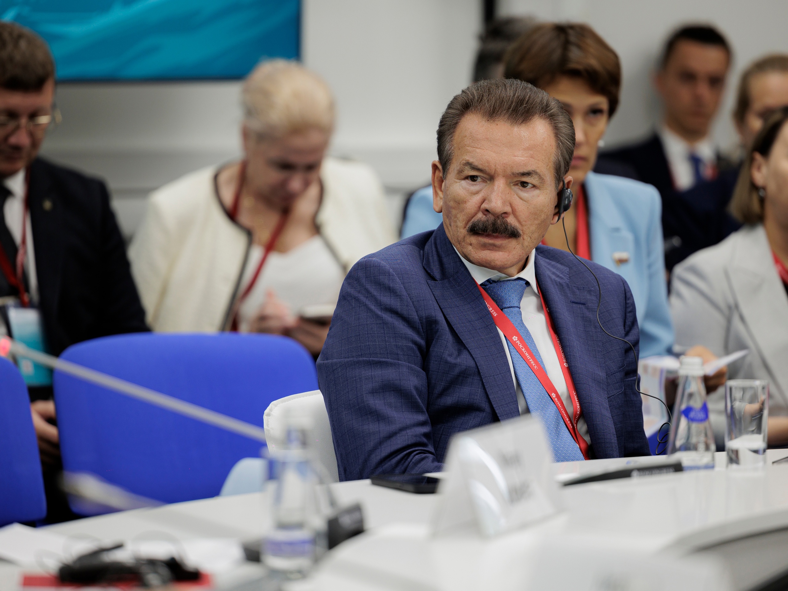 Председатель Совета директоров ГК «Титан» Михаил Сутягинский в рамках ВЭФ-2024 рассказал о перспективах развития производства «экобензина» в России Председатель Совета директоров ГК «Титан» Михаил Сутягинский в рамках ВЭФ-2024 рассказал о перспективах развития производства «экобензина» в России