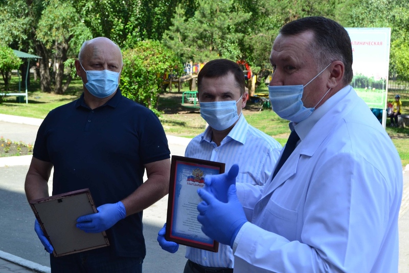 В преддверии Дня защиты детей представители Фонда Манякина помогли в оснащении областной детской больницы В преддверии Дня защиты детей представители Фонда Манякина помогли в оснащении областной детской больницы