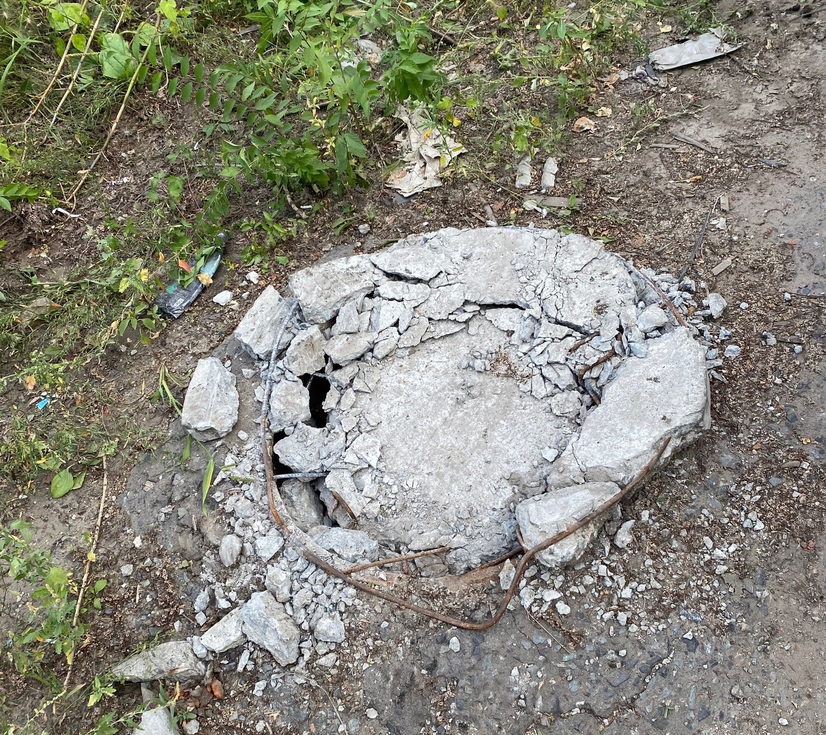Жители дома рядом с интересующим «Промсвязьбанк» участком в Омске встревожены начавшейся стройкой Жители дома рядом с интересующим «Промсвязьбанк» участком в Омске встревожены начавшейся стройкой