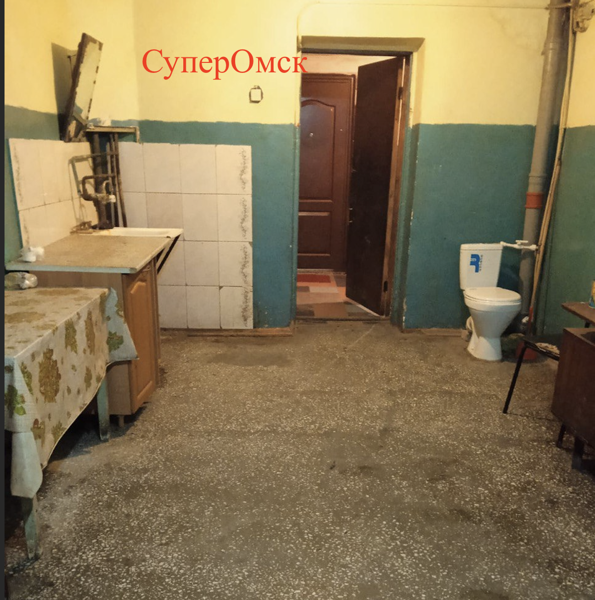 Кухни с туалетами в омском общежитии закрыли на замок после шумихи
