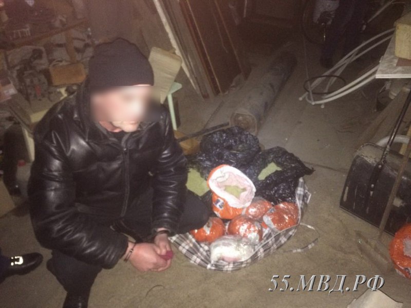 В кузнице Омска обнаружили залежи наркотиков - ФОТО В кузнице Омска обнаружили залежи наркотиков - ФОТО