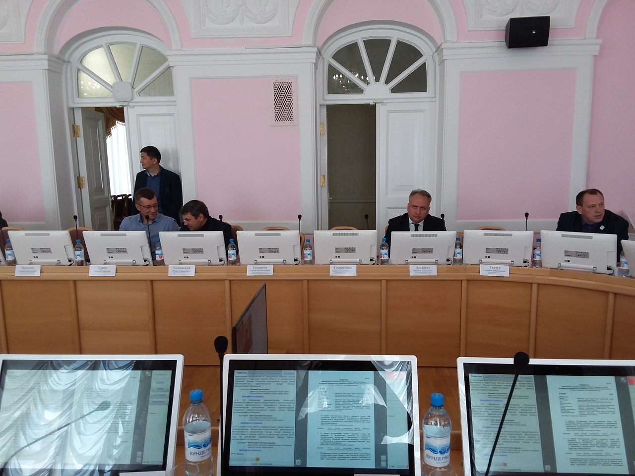 Дорогу до поселка Большие Поля передадут Омску и отремонтируют Дорогу до поселка Большие Поля передадут Омску и отремонтируют