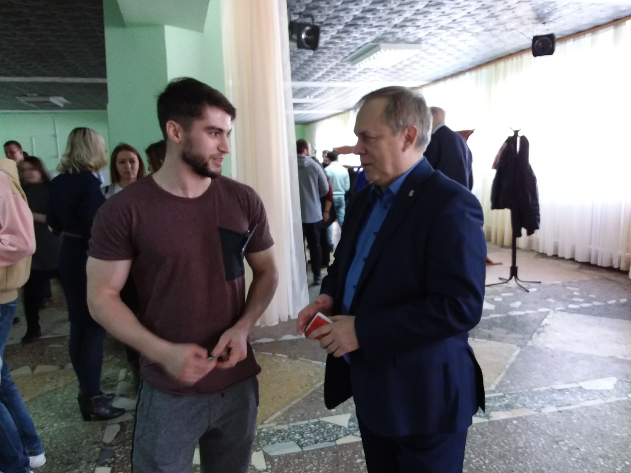 Молодые парламентарии в Чернолучье решали, как не покинуть и развивать Омск