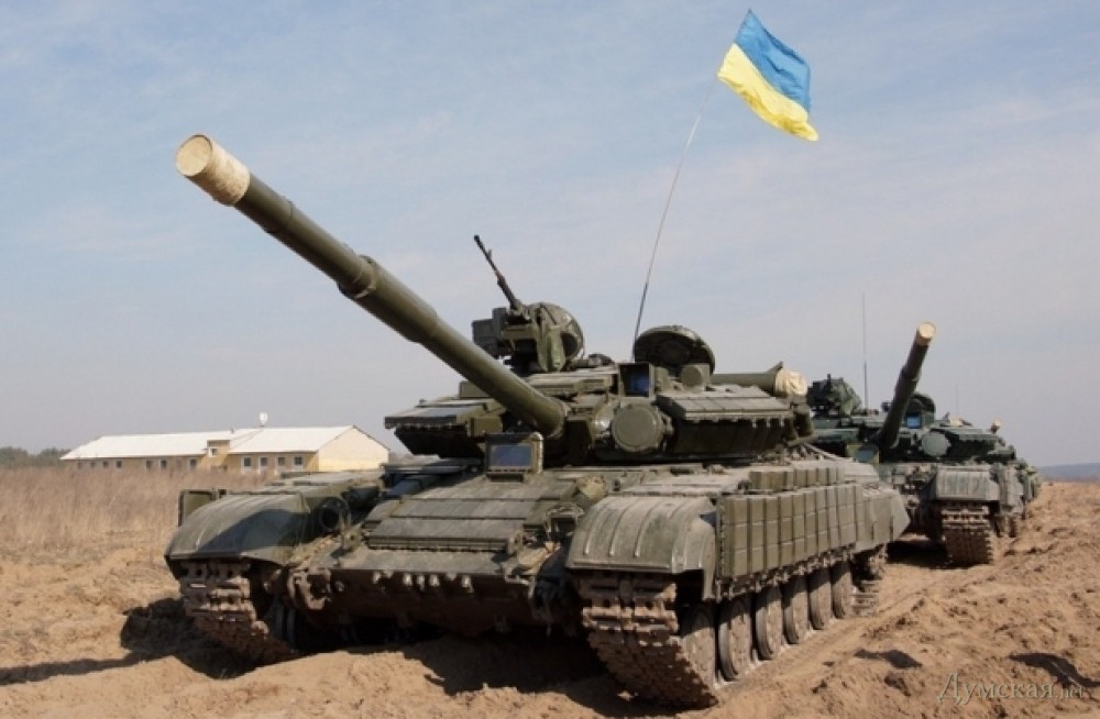 СВОДКИ С ФРОНТА: Смерть лидера, грузовик с трупом и украинская Камбоджа СВОДКИ С ФРОНТА: Смерть лидера, грузовик с трупом и украинская Камбоджа